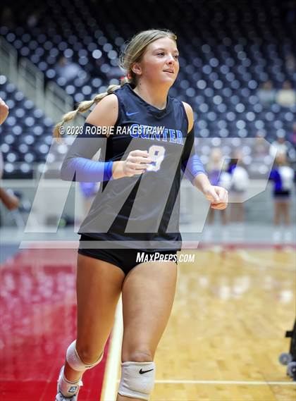 Thumbnail 3 in Columbus vs. Gunter (UIL 3A Volleyball Semifinal) photogallery.