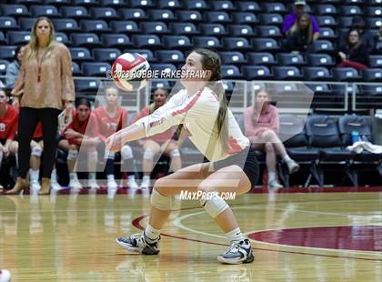 Thumbnail 2 in Columbus vs. Gunter (UIL 3A Volleyball Semifinal) photogallery.