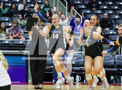Thumbnail 3 in Columbus vs. Gunter (UIL 3A Volleyball Semifinal) photogallery.
