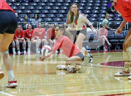 Thumbnail 1 in Columbus vs. Gunter (UIL 3A Volleyball Semifinal) photogallery.