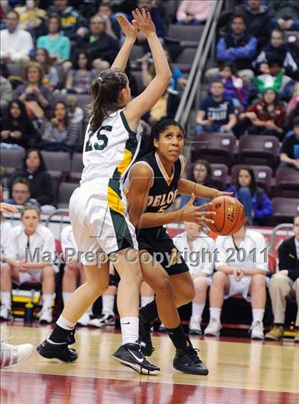 Thumbnail 1 in Delone Catholic vs. York Catholic (D3 Class AA Final) photogallery.