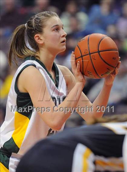 Thumbnail 2 in Delone Catholic vs. York Catholic (D3 Class AA Final) photogallery.