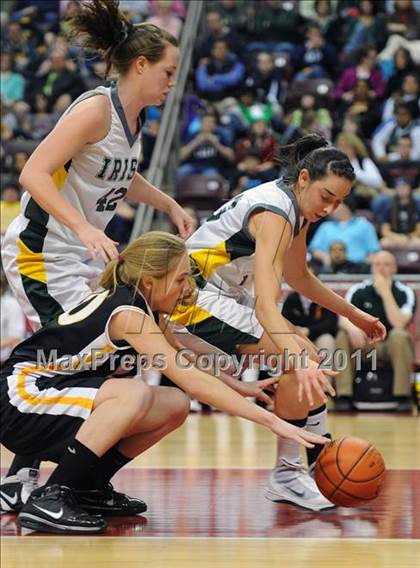 Thumbnail 3 in Delone Catholic vs. York Catholic (D3 Class AA Final) photogallery.