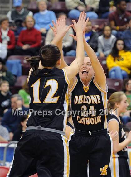 Thumbnail 3 in Delone Catholic vs. York Catholic (D3 Class AA Final) photogallery.