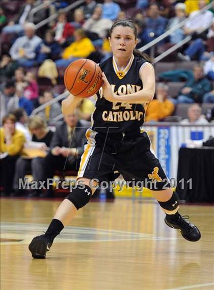 Thumbnail 3 in Delone Catholic vs. York Catholic (D3 Class AA Final) photogallery.