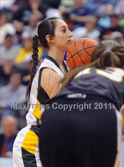 Thumbnail 3 in Delone Catholic vs. York Catholic (D3 Class AA Final) photogallery.
