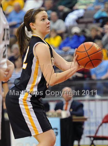 Thumbnail 1 in Delone Catholic vs. York Catholic (D3 Class AA Final) photogallery.