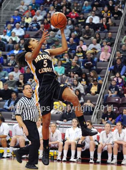 Thumbnail 1 in Delone Catholic vs. York Catholic (D3 Class AA Final) photogallery.