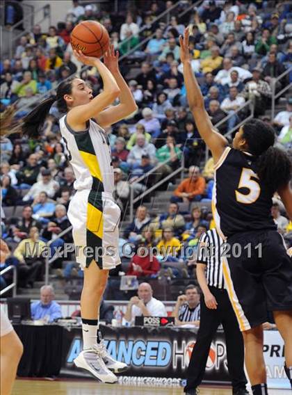 Thumbnail 2 in Delone Catholic vs. York Catholic (D3 Class AA Final) photogallery.