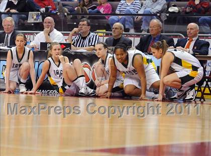 Thumbnail 3 in Delone Catholic vs. York Catholic (D3 Class AA Final) photogallery.