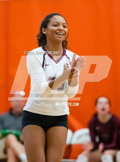 Thumbnail 1 in Glenbrook North vs. Champaign Central photogallery.