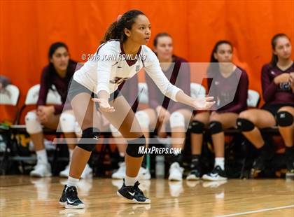 Thumbnail 3 in Glenbrook North vs. Champaign Central photogallery.