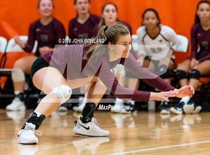 Thumbnail 1 in Glenbrook North vs. Champaign Central photogallery.