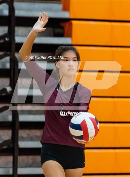Thumbnail 3 in Glenbrook North vs. Champaign Central photogallery.