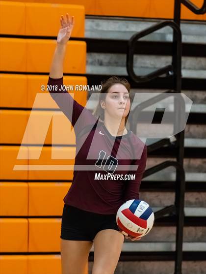 Thumbnail 2 in Glenbrook North vs. Champaign Central photogallery.