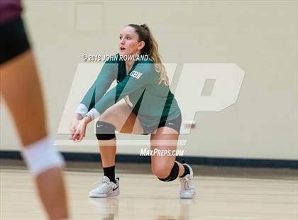 Thumbnail 3 in Glenbrook North vs. Champaign Central photogallery.