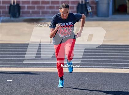 Thumbnail 2 in UIL 6A Track & Field Area 21&22 (High Jump) photogallery.