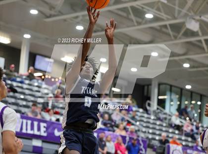 Thumbnail 3 in Lee Summit West vs. Fayetteville (Hoopin on the Hill) photogallery.