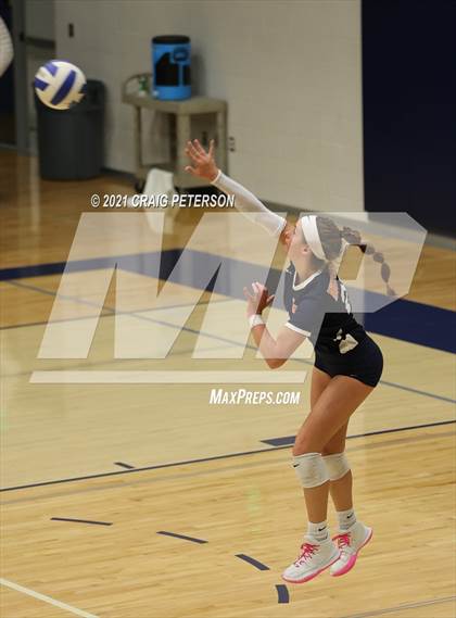 Thumbnail 1 in Mountain Crest @ Ridgeline photogallery.