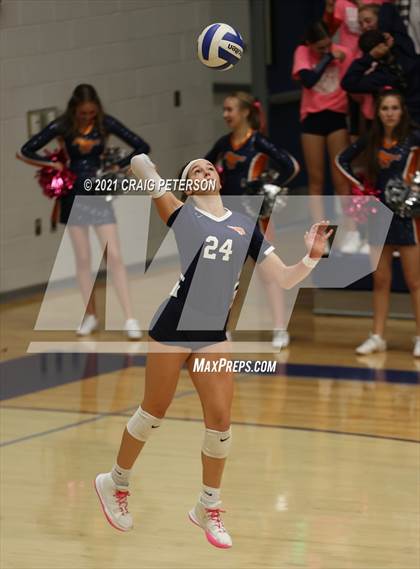 Thumbnail 3 in Mountain Crest @ Ridgeline photogallery.