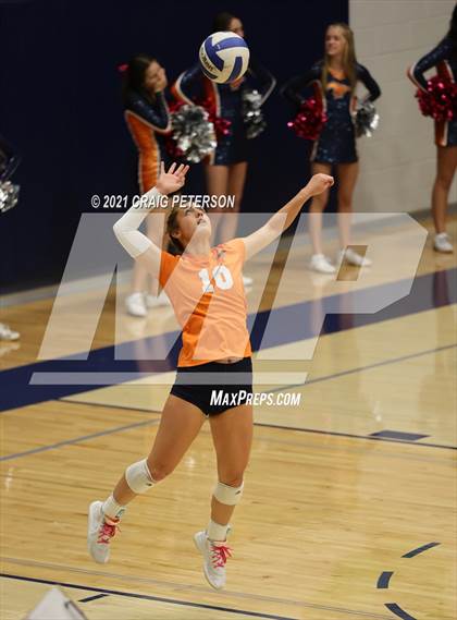 Thumbnail 1 in Mountain Crest @ Ridgeline photogallery.
