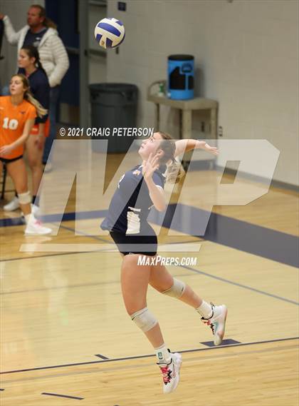 Thumbnail 2 in Mountain Crest @ Ridgeline photogallery.