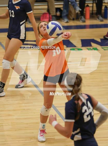 Thumbnail 1 in Mountain Crest @ Ridgeline photogallery.