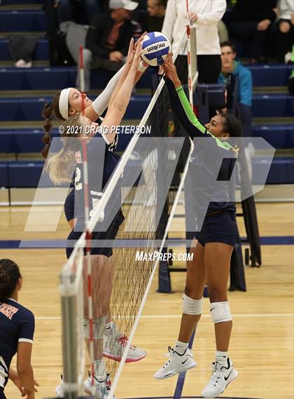 Thumbnail 1 in Mountain Crest @ Ridgeline photogallery.