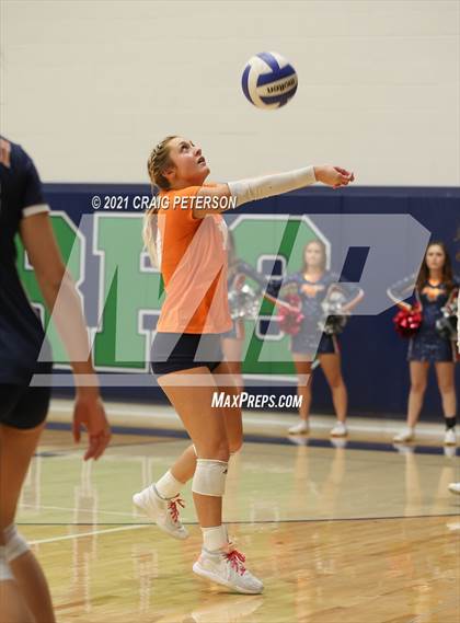 Thumbnail 3 in Mountain Crest @ Ridgeline photogallery.