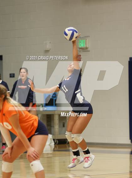 Thumbnail 2 in Mountain Crest @ Ridgeline photogallery.