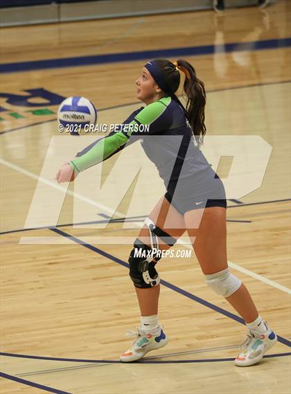 Thumbnail 3 in Mountain Crest @ Ridgeline photogallery.