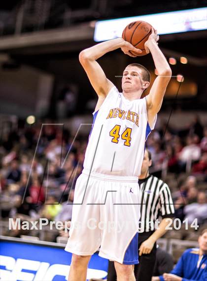 Thumbnail 2 in St. Henry vs Newport Central Catholic (KHSAA Ninth Region Tournament) photogallery.