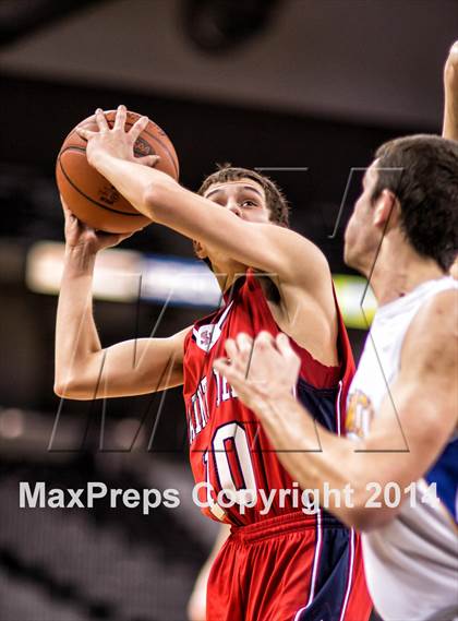 Thumbnail 1 in St. Henry vs Newport Central Catholic (KHSAA Ninth Region Tournament) photogallery.