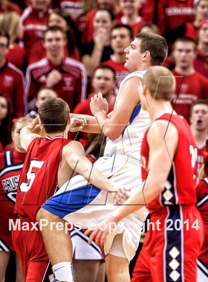 Thumbnail 1 in St. Henry vs Newport Central Catholic (KHSAA Ninth Region Tournament) photogallery.