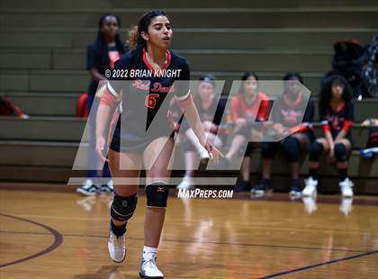Thumbnail 1 in Kathleen @ Lake Gibson (FHSAA 6A District 7 - Quarterfinals) photogallery.