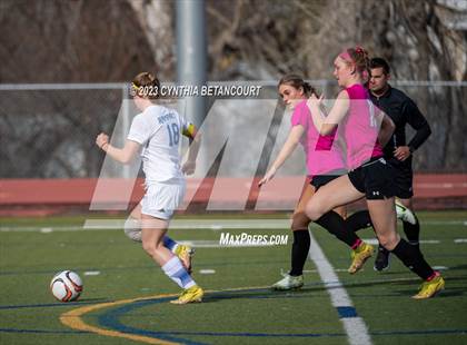 Thumbnail 2 in Arapahoe vs Rampart photogallery.