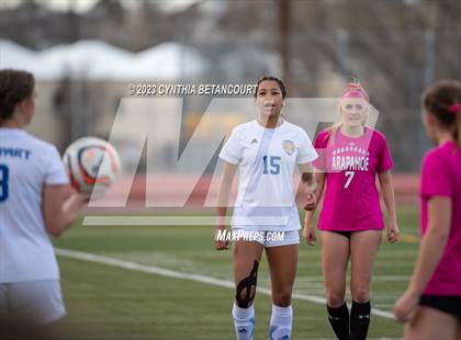 Thumbnail 3 in Arapahoe vs Rampart photogallery.