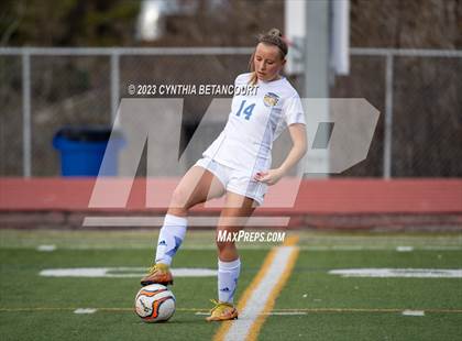 Thumbnail 3 in Arapahoe vs Rampart photogallery.