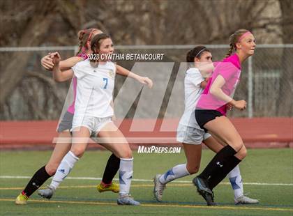 Thumbnail 2 in Arapahoe vs Rampart photogallery.