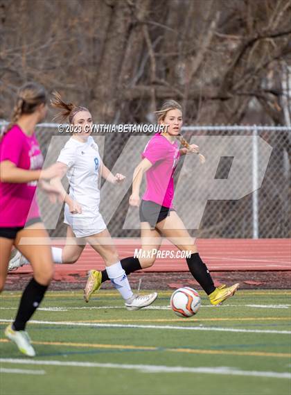 Thumbnail 3 in Arapahoe vs Rampart photogallery.