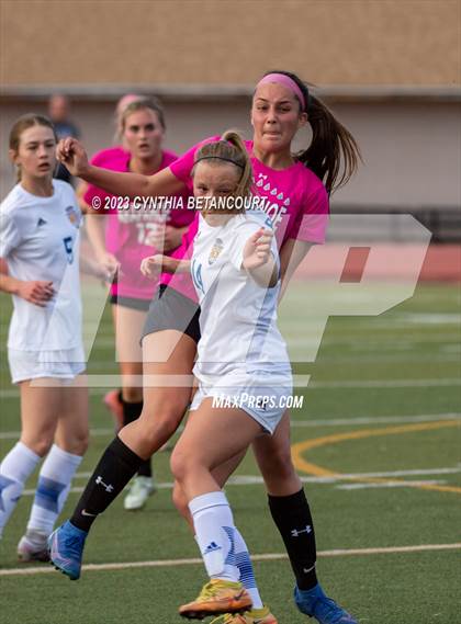 Thumbnail 3 in Arapahoe vs Rampart photogallery.