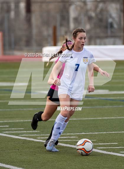 Thumbnail 3 in Arapahoe vs Rampart photogallery.