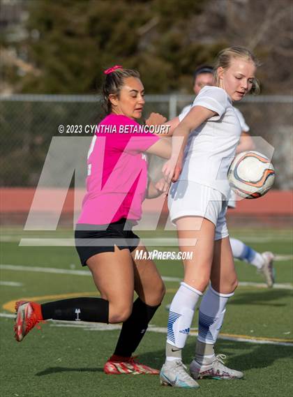 Thumbnail 1 in Arapahoe vs Rampart photogallery.