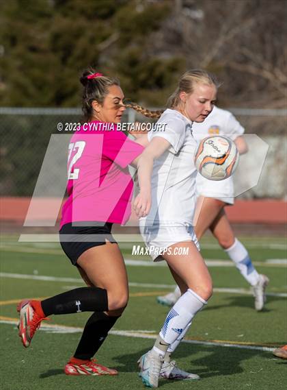 Thumbnail 3 in Arapahoe vs Rampart photogallery.