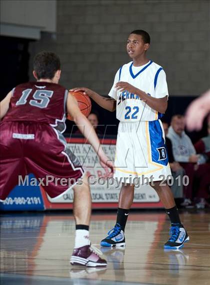 Thumbnail 1 in Serrano vs. Claremont (MLK I Have A Dream Classic) photogallery.