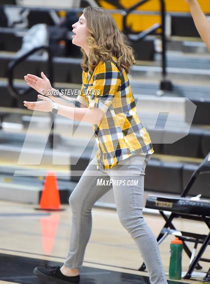 Thumbnail 3 in Maricopa vs. Gilbert photogallery.