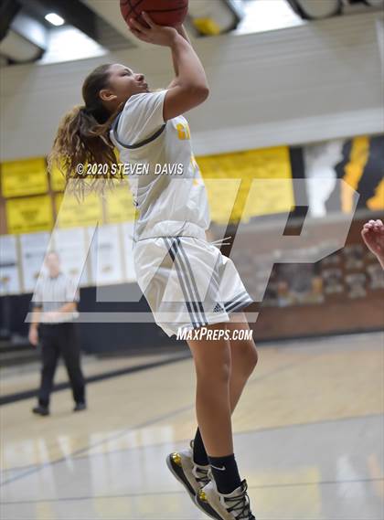Thumbnail 2 in Maricopa vs. Gilbert photogallery.