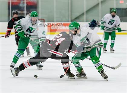 Thumbnail 3 in New Trier (Green) vs Benet Academy photogallery.