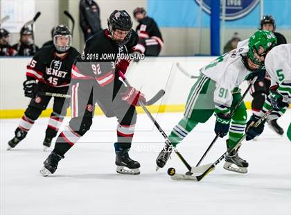 Thumbnail 1 in New Trier (Green) vs Benet Academy photogallery.