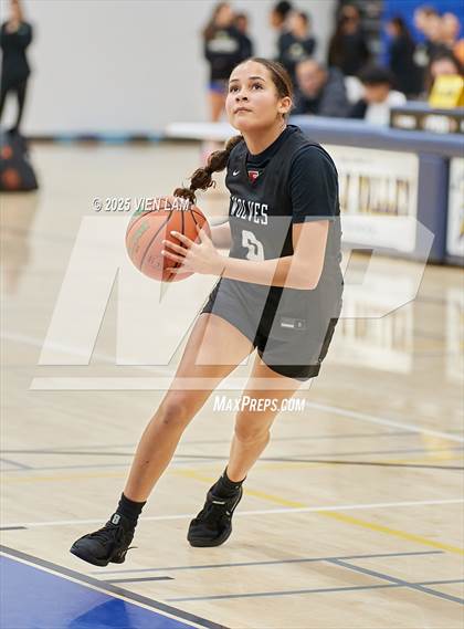 Thumbnail 2 in San Ramon Valley vs. Moreau Catholic (Pinole Valley Tip-Off Classic) photogallery.